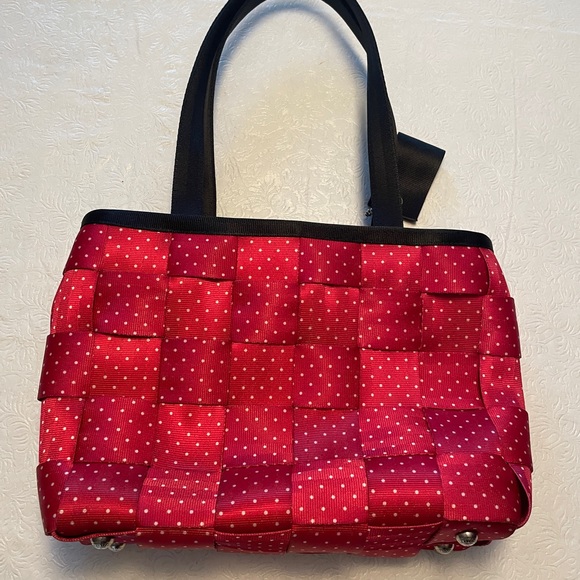 Minnie Mouse Harvey Seatbelt bag NEW limited edition HTF - Disney exclusive - Picture 2 of 15